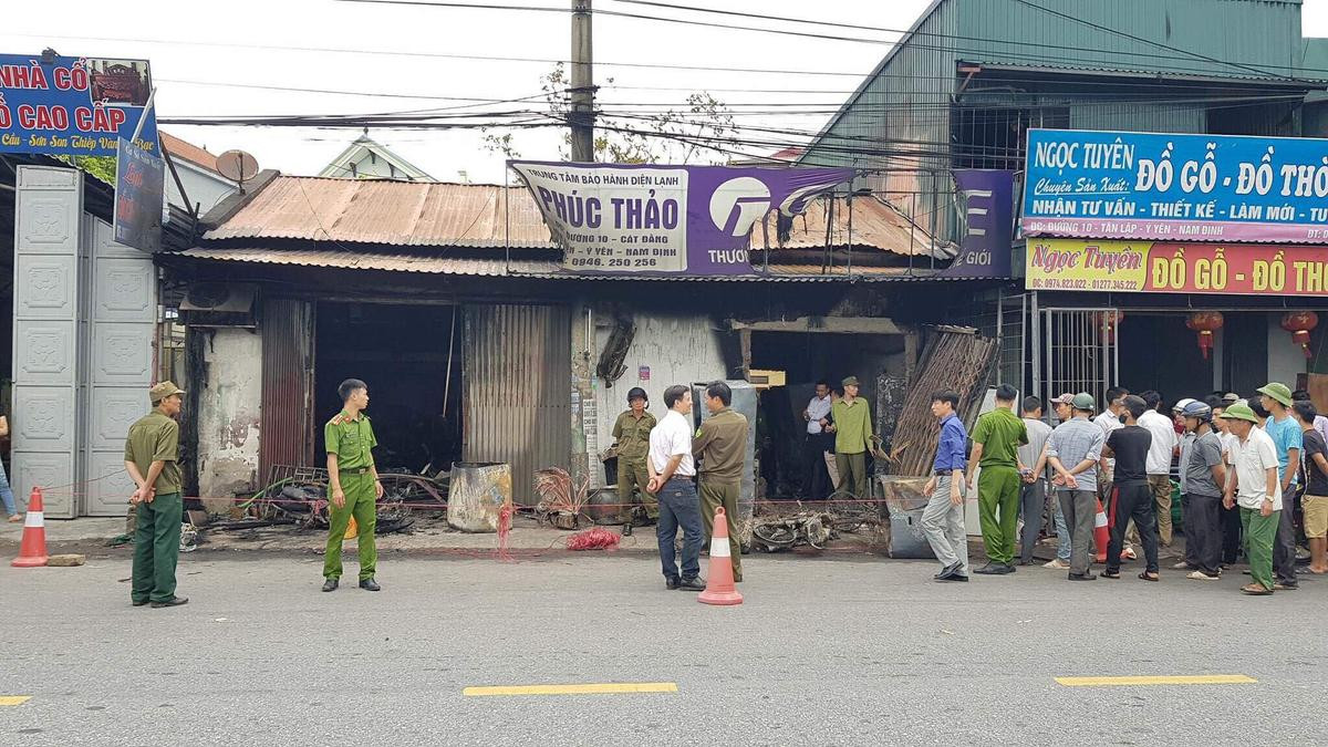 Vụ 3 mẹ con bị lửa thiêu sống: ‘Cháu tôi đã cố dang tay ôm 2 con vào lòng trước khi chết’ Ảnh 7