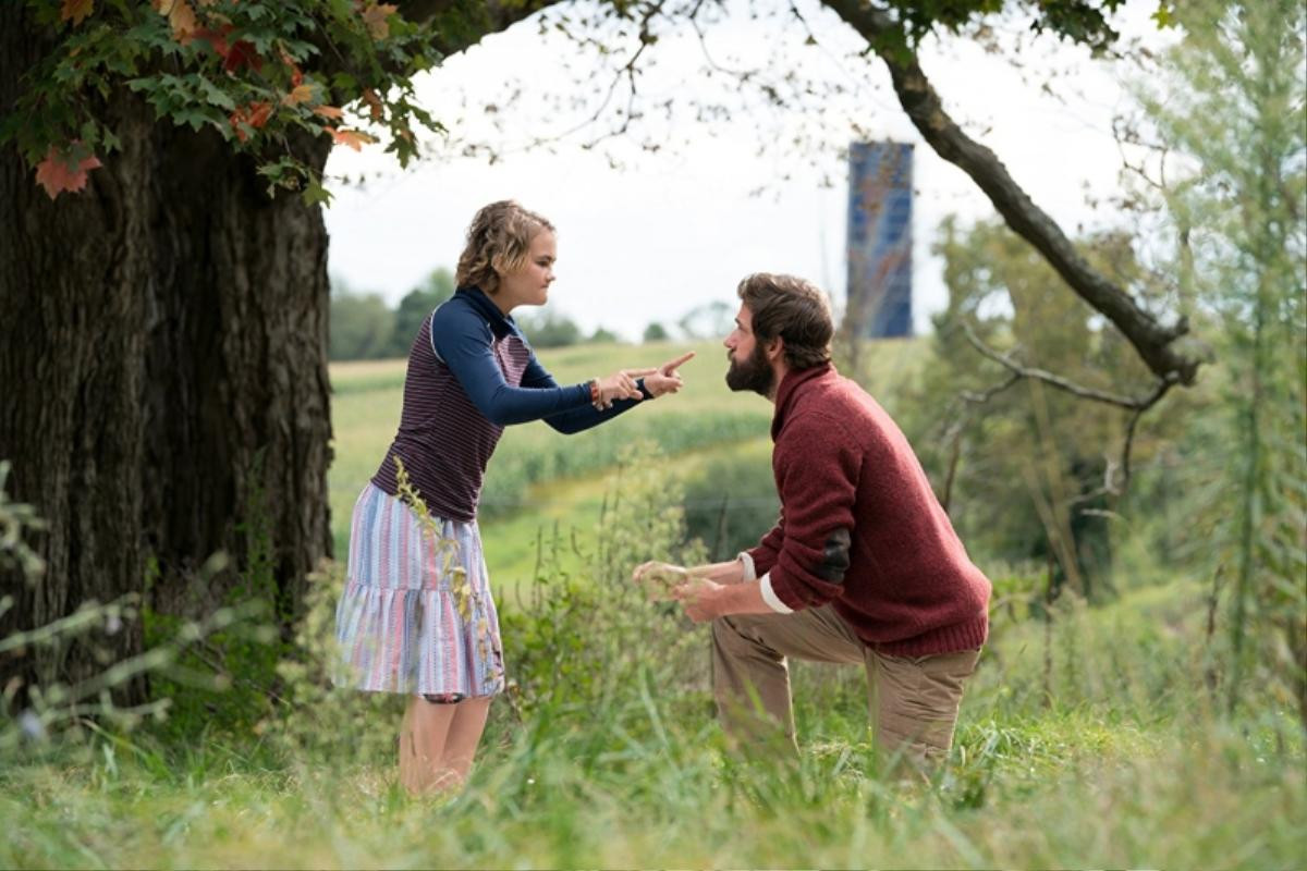 Rơi nước mắt vì tình gia đình trong phim kinh dị 'A Quiet Place'! Ảnh 11