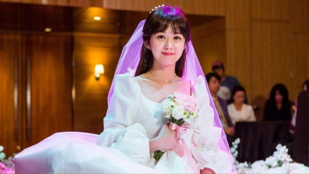 Jang Nara, Son Ye Jin và Taeyeon - Ai đứng đầu cuộc bình chọn 'Chị đẹp mua cơm ngon cho cư dân mạng'? Ảnh 1