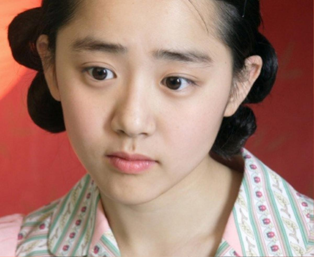 Thời gian, bệnh tật, áp lực dư luận đã 'hủy hoại' nhan sắc 'Em gái quốc dân' Moon Geun Young Ảnh 9