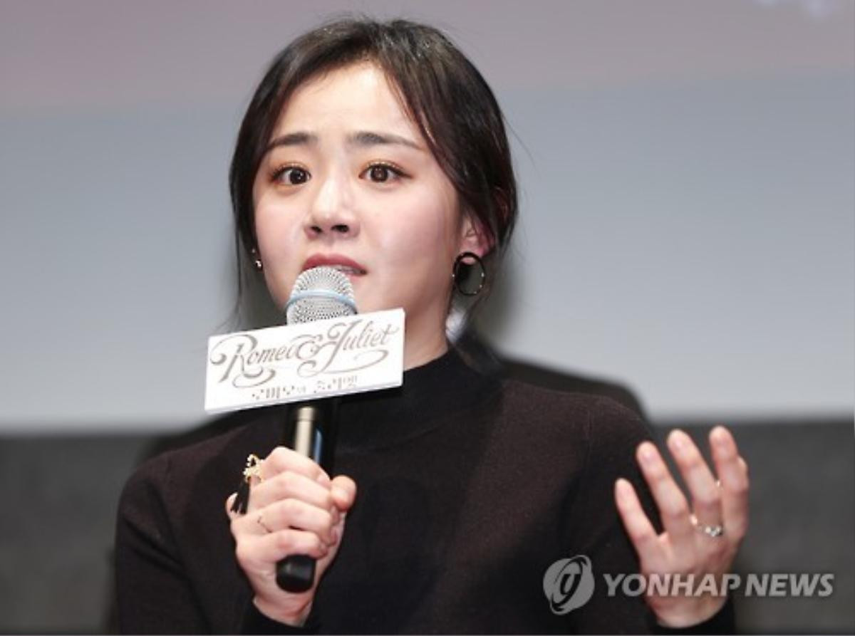 Thời gian, bệnh tật, áp lực dư luận đã 'hủy hoại' nhan sắc 'Em gái quốc dân' Moon Geun Young Ảnh 22