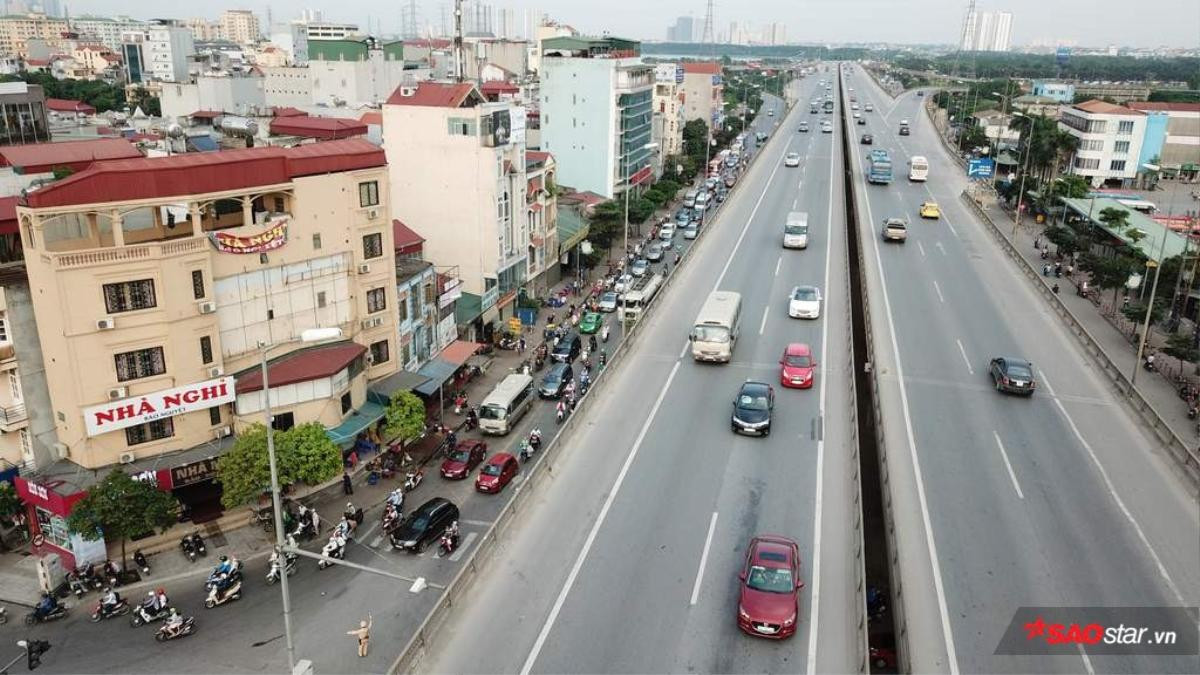 Cảnh tượng đối lập trên đường phố Hà Nội vào ngày cuối cùng kỳ nghỉ lễ 30/4 - 1/5 Ảnh 5