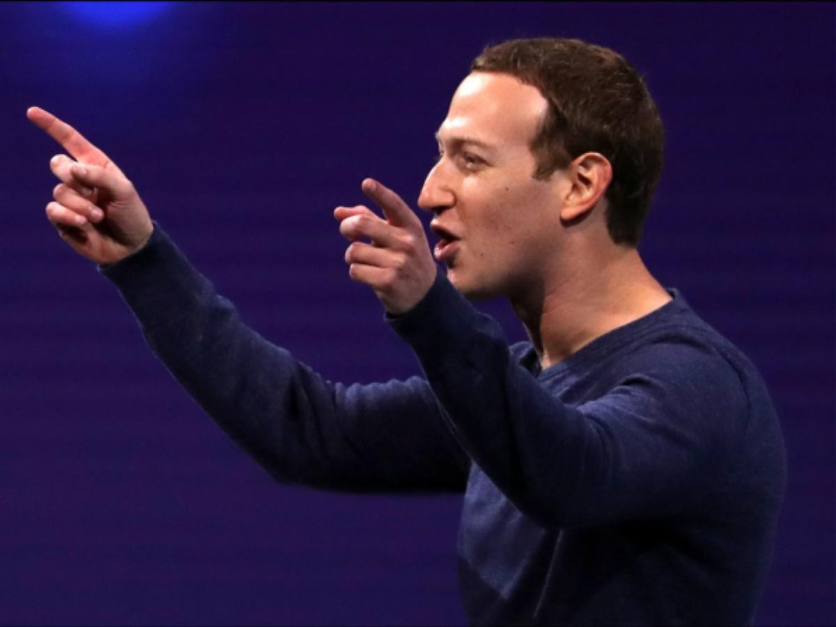 'Giải mã' bộ đồ mới tinh vừa được Mark Zuckerberg chưng diện đêm qua Ảnh 9