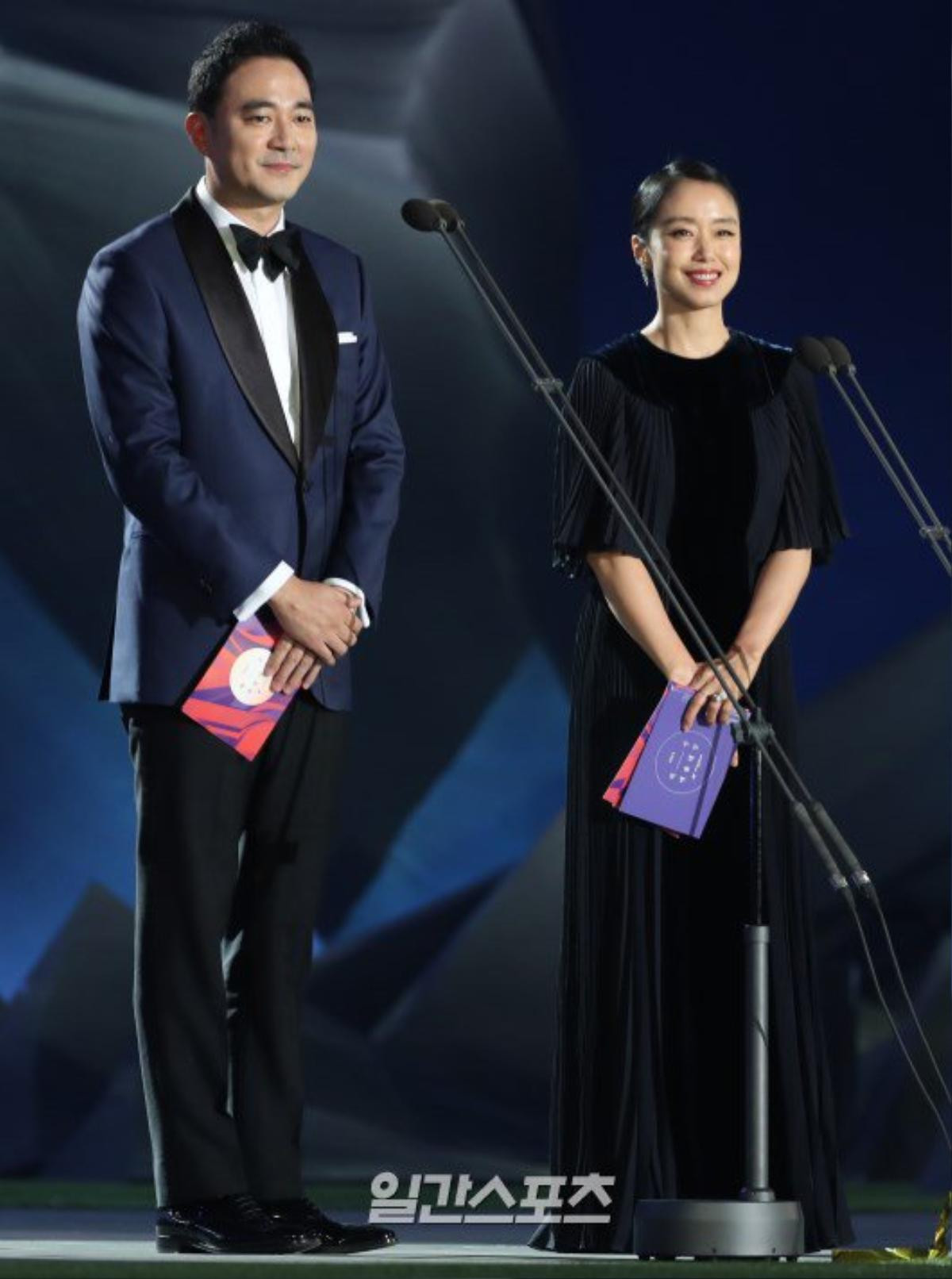 Baeksang 2018: Suzy - Jung Hae In 'ôm trọn' cúp, sao hạng A Son Ye Jin và Jung Woo Sung về tay không Ảnh 12