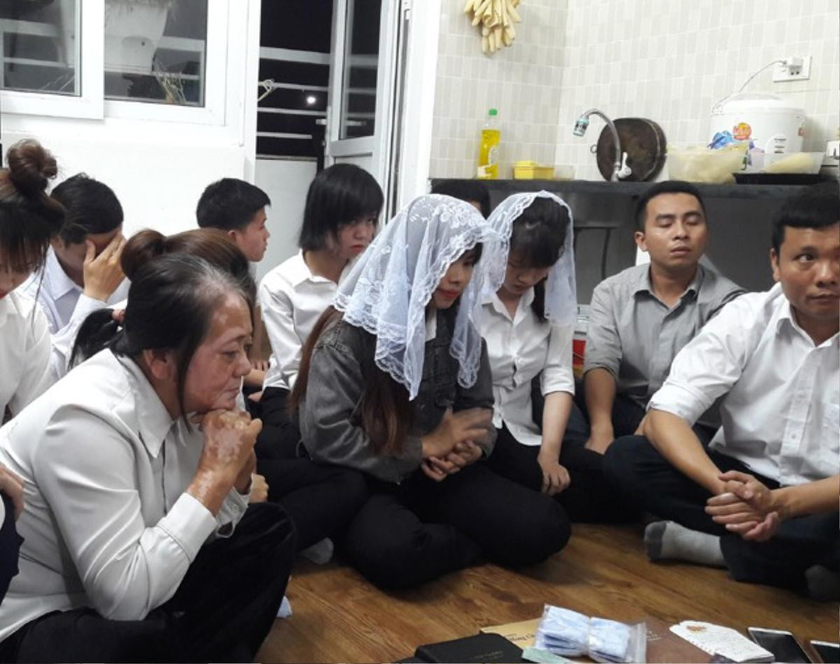 Thuê phòng trọ 'núp bóng' kinh doanh, 9X lôi kéo hàng loạt sinh viên tham gia 'Hội Thánh Đức Chúa Trời' Ảnh 3