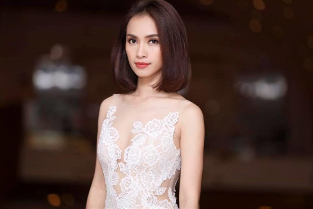 Ái Phương thốt lên khi xem màn catwalk ở chợ Bến Thành của Sinon Loresca: 'Trời ơi dễ thương quá!' Ảnh 2