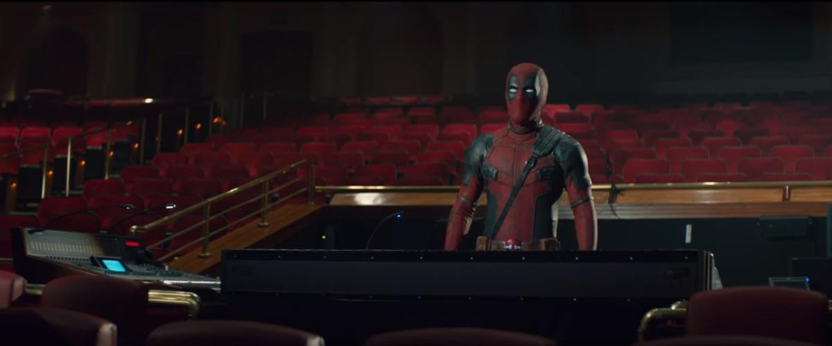 Không thể bựa hơn: Deadpool mời diva Celine Dion hát OST cho mình múa phụ họa Ảnh 11