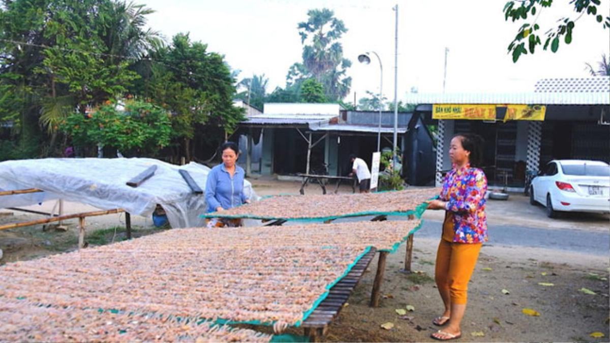 Về miền Tây đừng quên nhắm rượu đế với ‘vũ nữ chân dài’ - Món ngon đặc sắc hiếm nơi nào có được Ảnh 4