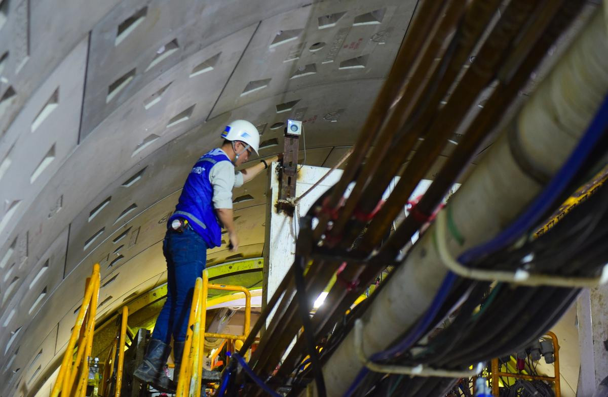 Cận cảnh đường hầm metro dưới lòng đất Sài Gòn - nơi không thể phân biệt ngày và đêm Ảnh 13