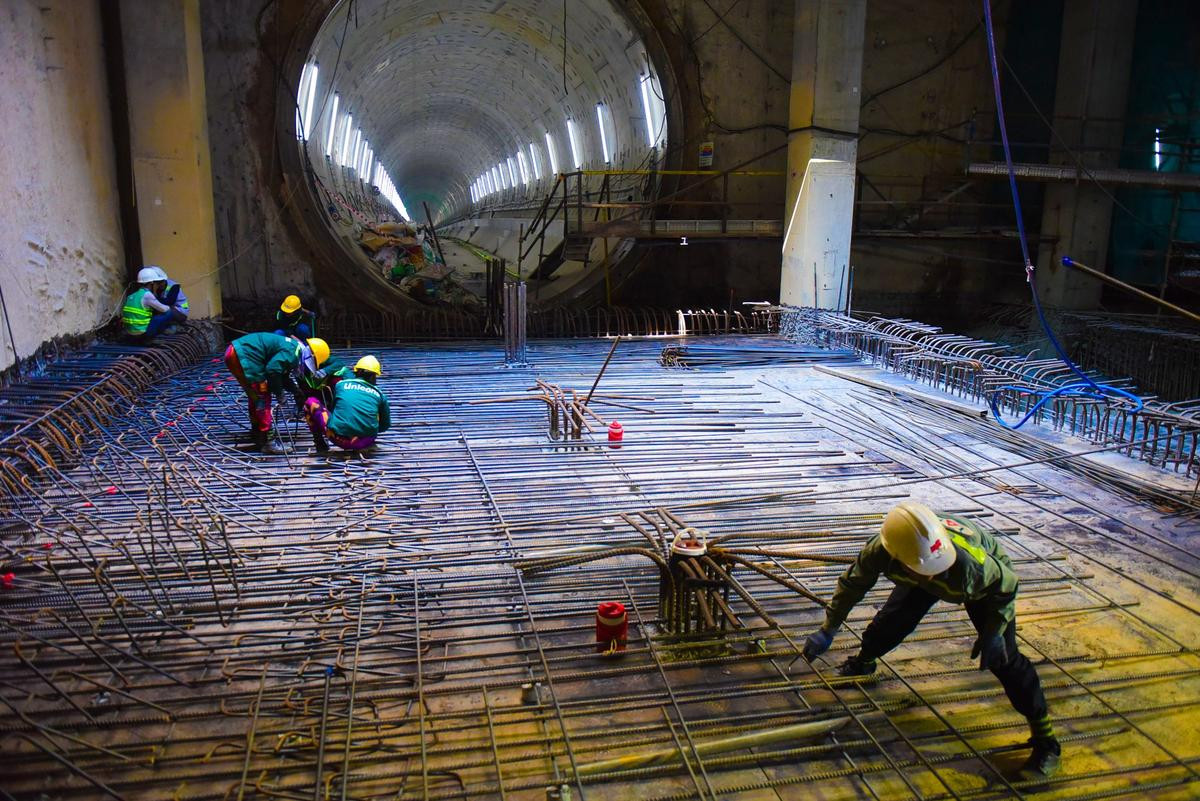 Cận cảnh đường hầm metro dưới lòng đất Sài Gòn - nơi không thể phân biệt ngày và đêm Ảnh 2