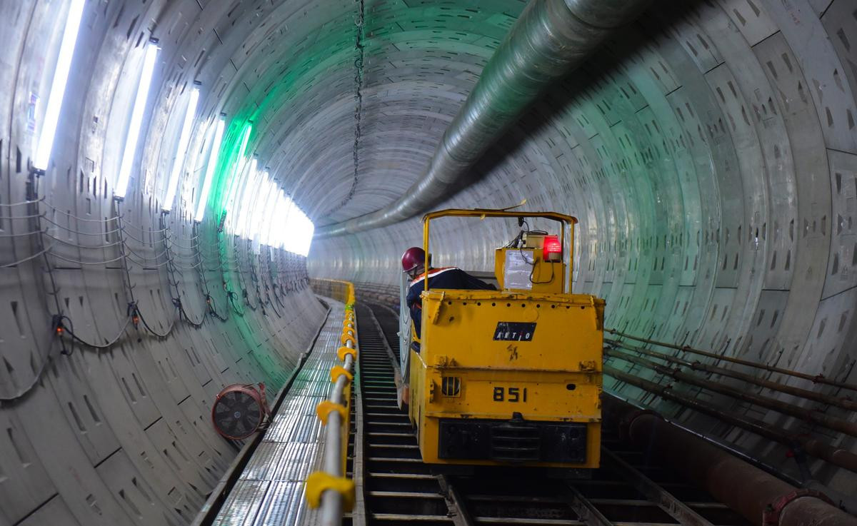 Cận cảnh đường hầm metro dưới lòng đất Sài Gòn - nơi không thể phân biệt ngày và đêm Ảnh 7