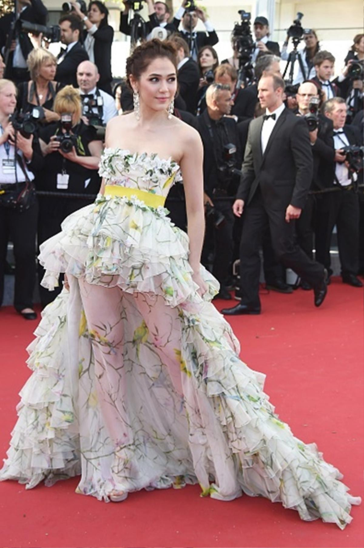 Người đẹp nào sẽ cùng Chompoo Araya đại diện Thái Lan tham dự Cannes 2018? Ảnh 22