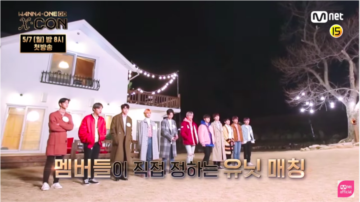 Mỹ nam tô son cho nhau thì 'đáng yêu' thế nào? Nhìn Wanna One nhé! Ảnh 2