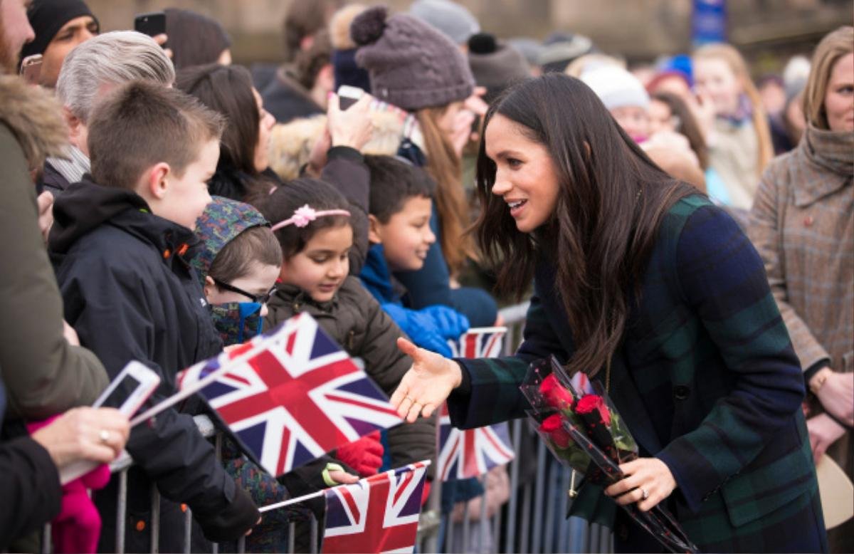 Cưới Hoàng tử nước Anh, nữ diễn viên Meghan Markle sẽ mang tước hiệu gì? Ảnh 2