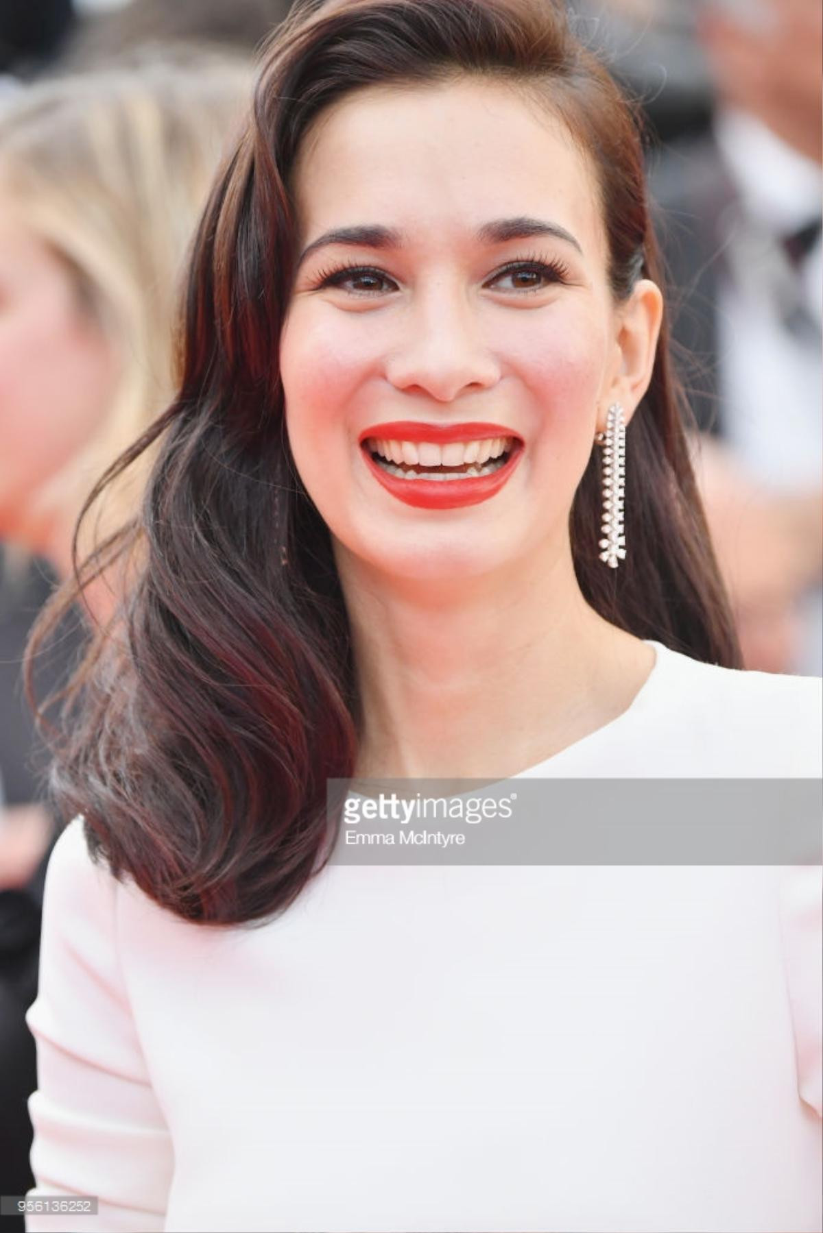 Phạm Băng Băng xinh như công chúa, Lý Nhã Kỳ và Chompoo Araya rực rỡ tại thảm đỏ LHP Cannes 2018 Ảnh 43