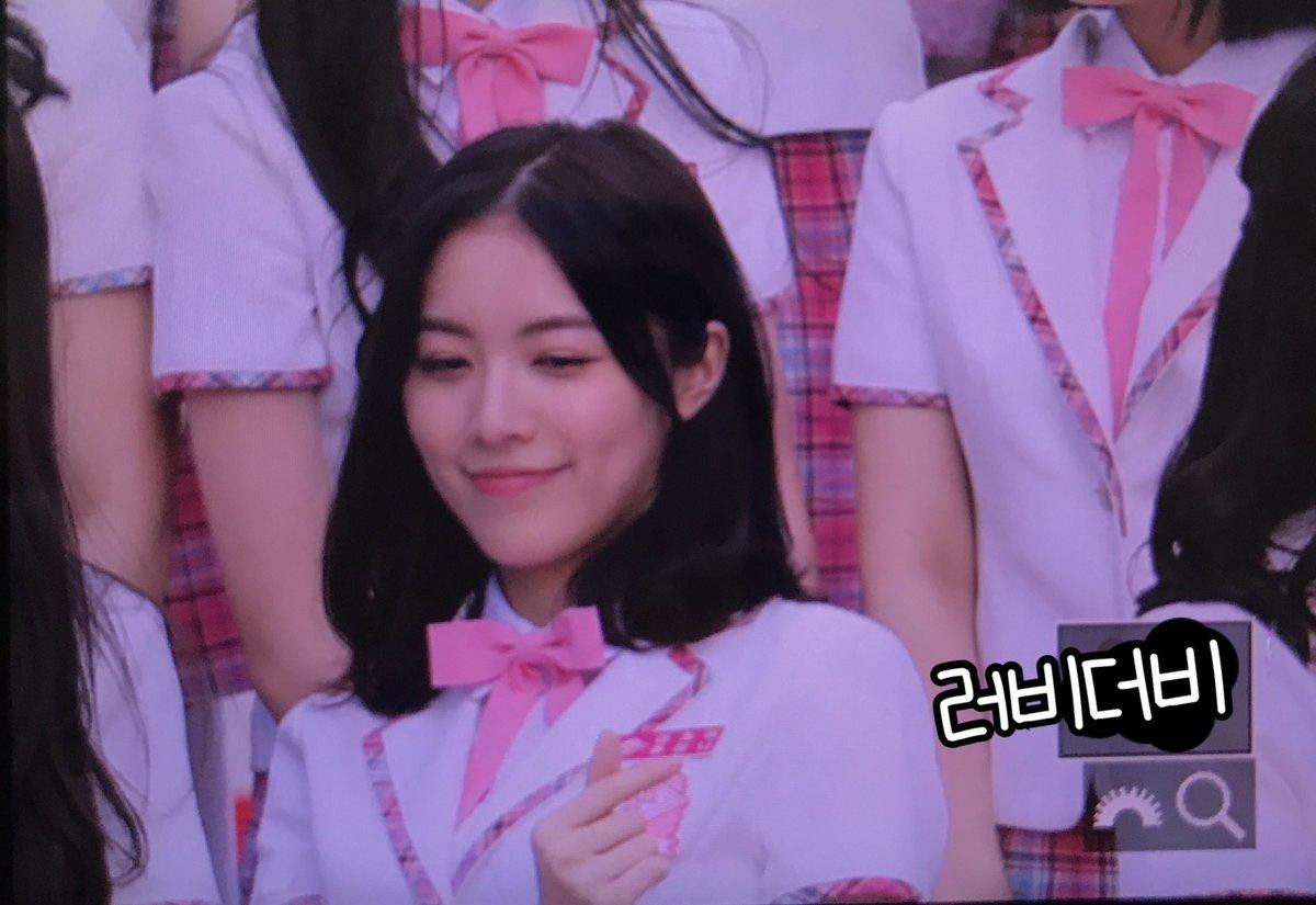 Produce 48 ngày đầu ra quân: Nhạc hay đã tai, hàng loạt gái xinh 'bổ mắt' Ảnh 15