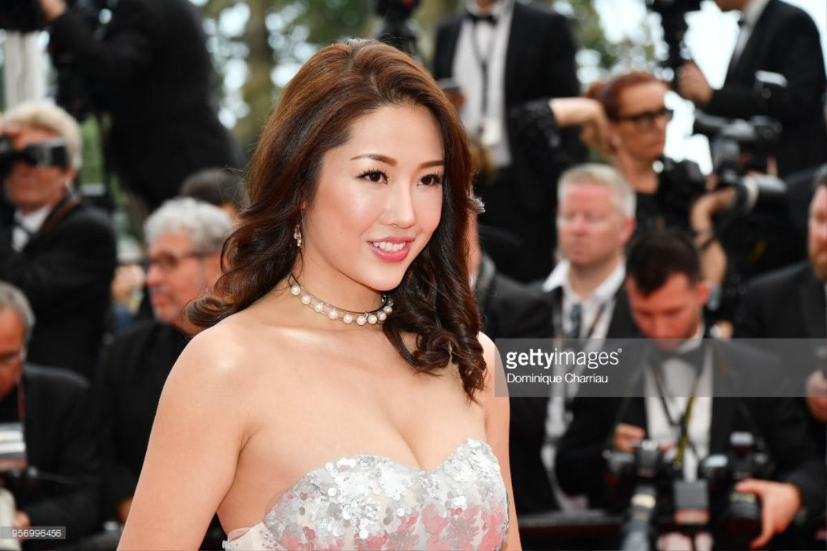 Thảm đỏ Cannes 2018 ngày 3: Lý Nhã Kỳ 'tím mộng mơ' nổi bật hơn nhiều mỹ nhân Châu Á Ảnh 10