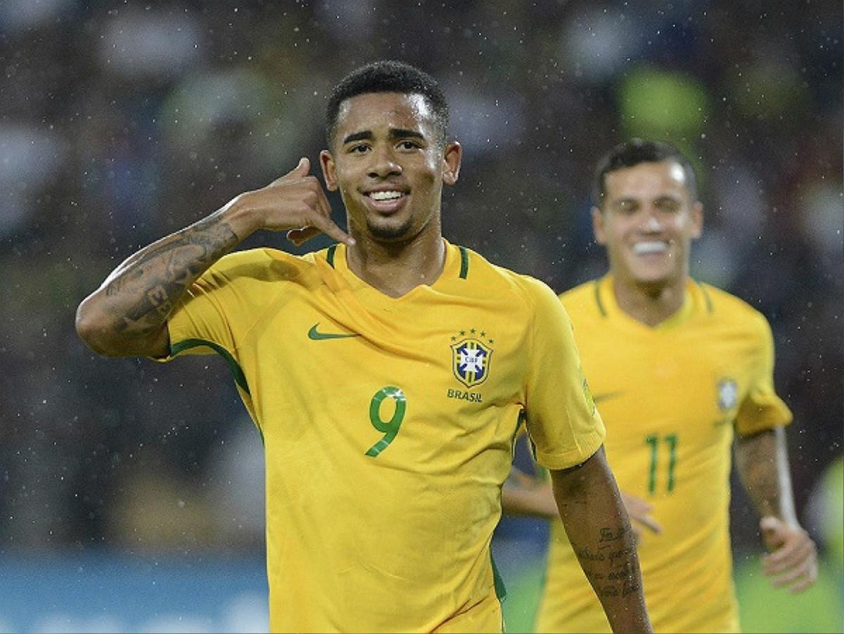 Romario: Gabriel Jesus nên.. làm 'chuyện ấy' nhiều để tỏa sáng tại World Cup 2018 Ảnh 1