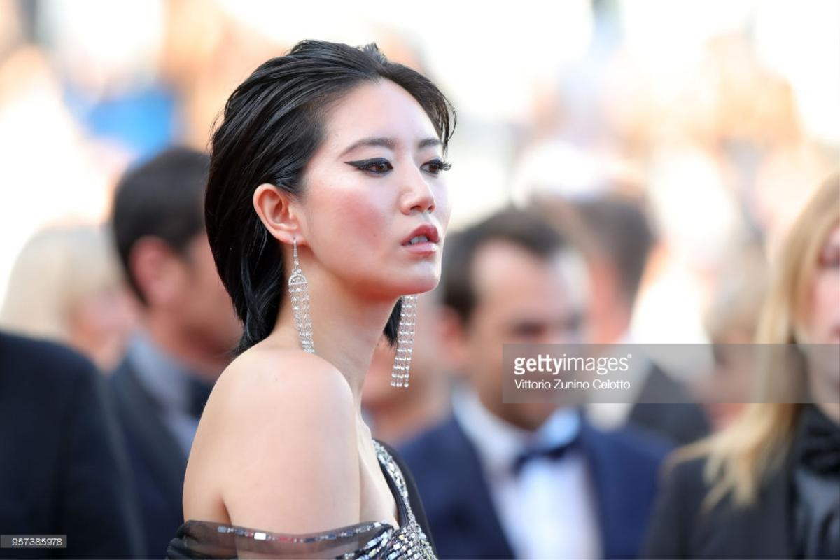 Thần thái miễn chê của 3 mỹ nhân Phạm Băng Băng, Chompoo Araya và Quan Hiểu Đồng tại Cannes ngày 4 Ảnh 42