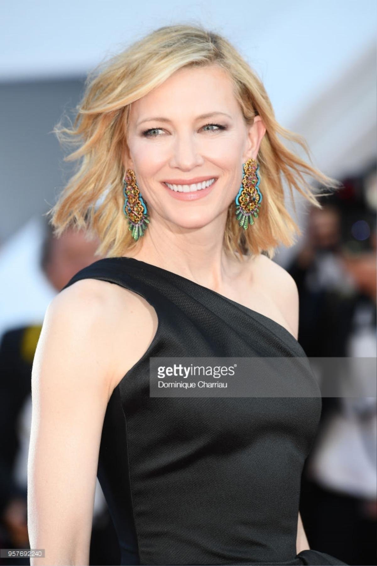 Thảm đỏ Cannes 2018 ngày 5: Cate Blanchett, Helen Mirren sang chảnh làm lu mờ hết 'hội chị em bạn dì' Ảnh 6