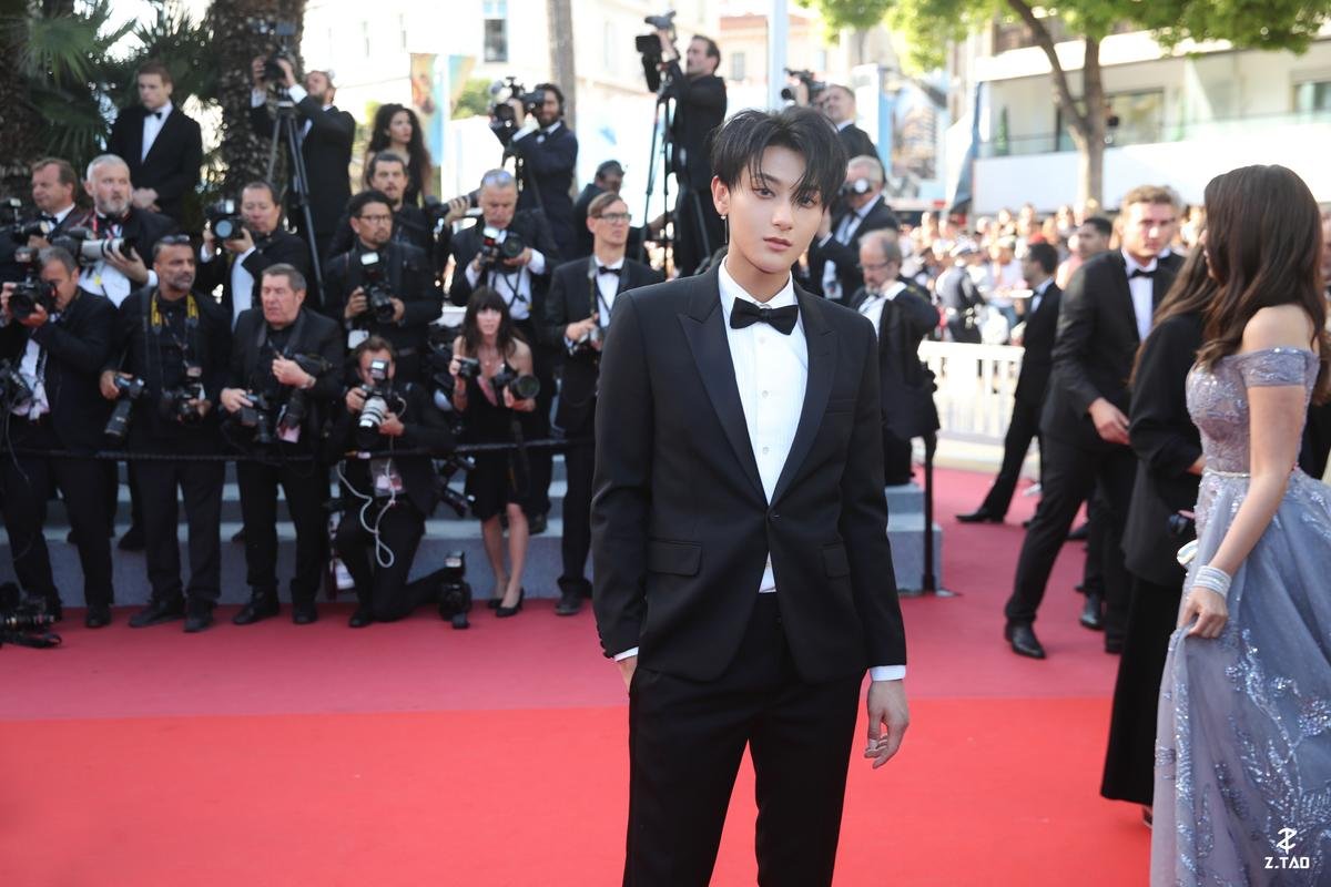 Báo Hàn đăng hình Hoàng Tử Thao dự Cannes 2018, cư dân mạng ném đá chửi bới thậm tệ Ảnh 6