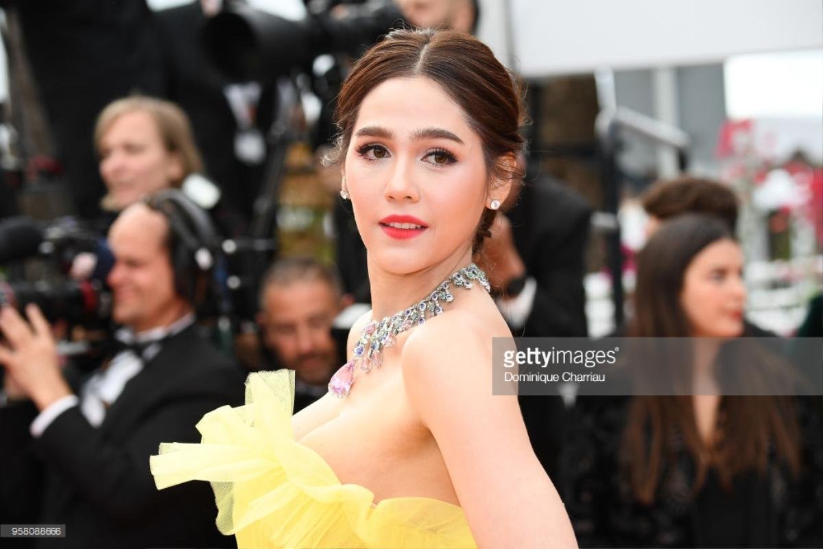 Cổ Lực Na Trát xinh như mộng, Chompoo Araya thống trị thảm đỏ ngày 6 Cannes 2018 Ảnh 5