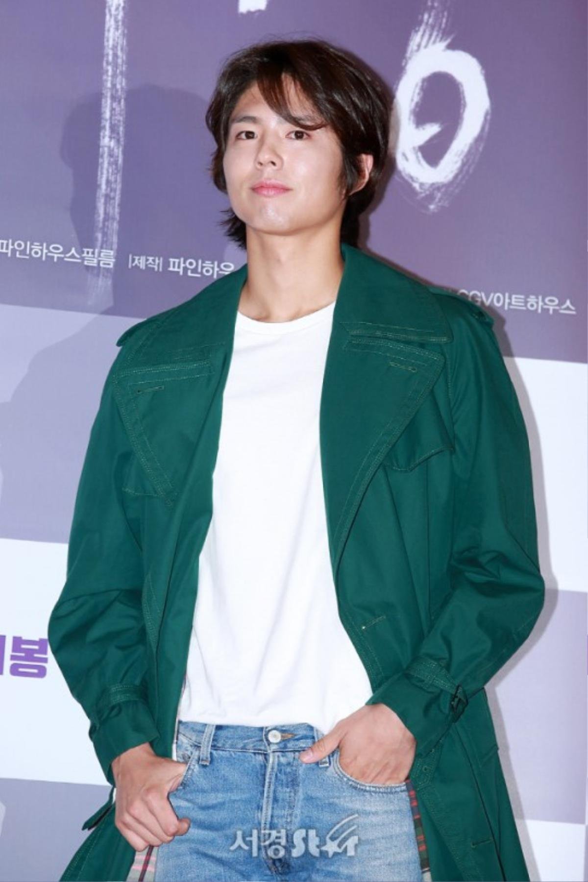 Công chiếu 'Burning' của Yoo Ah In: Park Bo Gum bỗng 'già hóa' khi xuất hiện cùng loạt tiền bối Ảnh 2