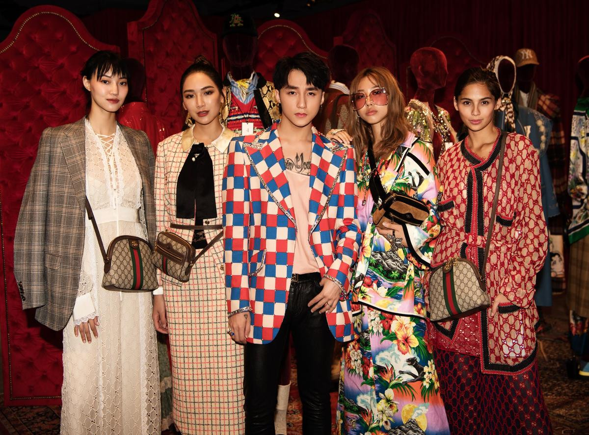 Vừa phá kỉ lục châu Á, Sơn Tùng lại được nhà mốt Gucci mời sang Hong Kong dự triển lãm Ảnh 2