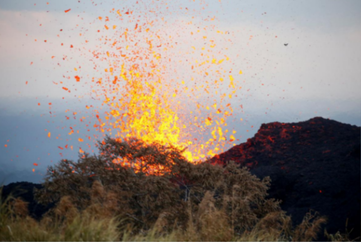 Kinh sợ cảnh nham thạch núi lửa 'nhảy múa' ở Hawaii Ảnh 8