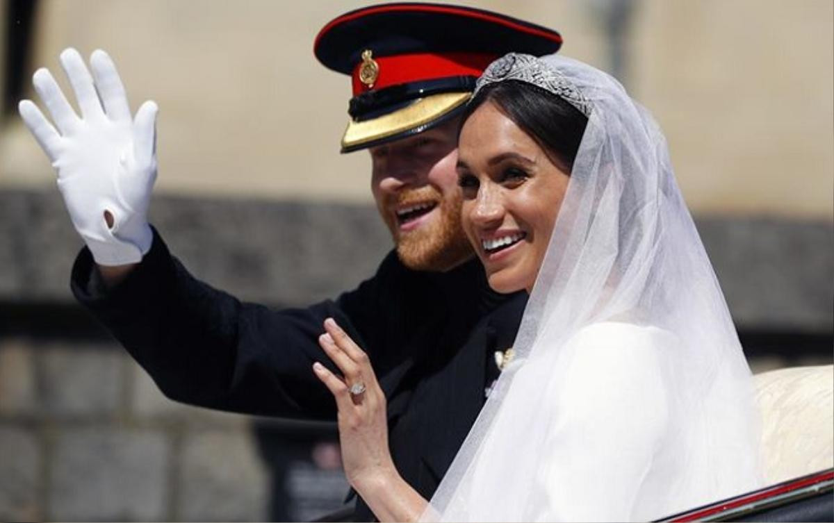 Khám phá công thức trang điểm của công nương Meghan Markle tại Lễ cưới Hoàng gia