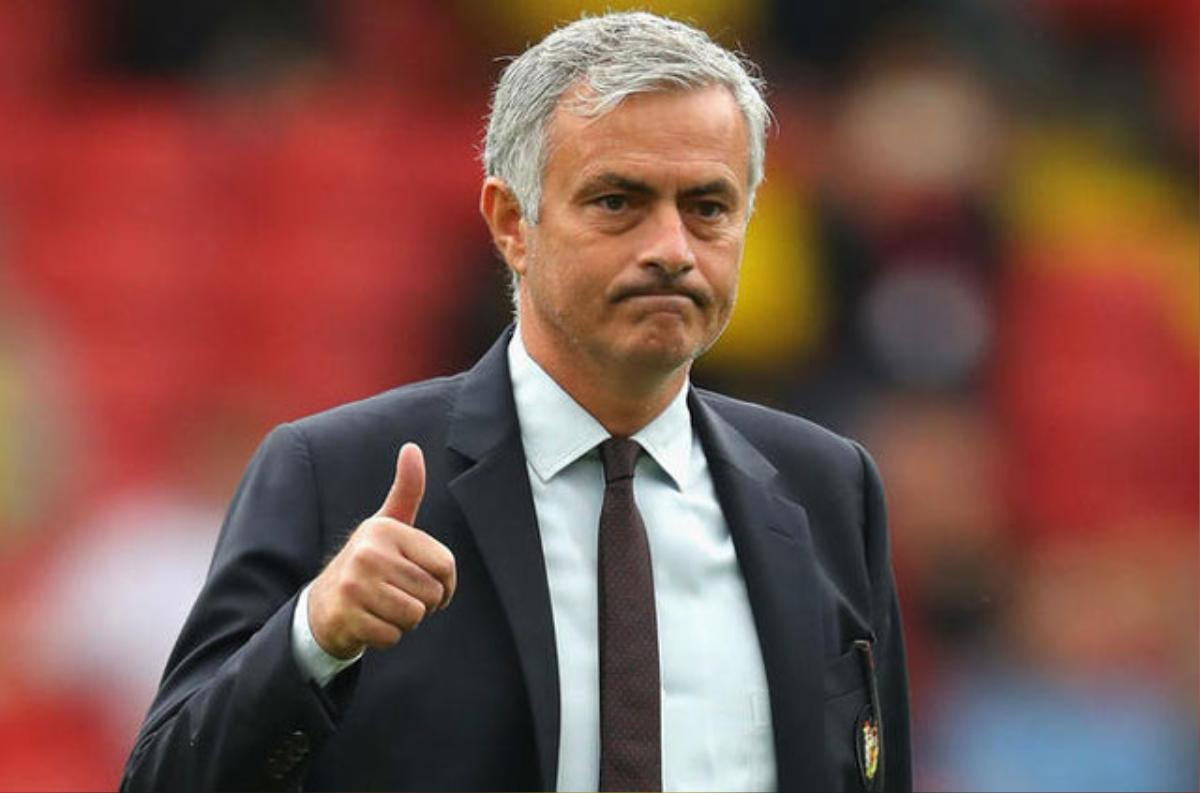 Quyết tâm vô địch Premier League, Mourinho đòi 'tiền tấn' sắm tân binh Ảnh 1