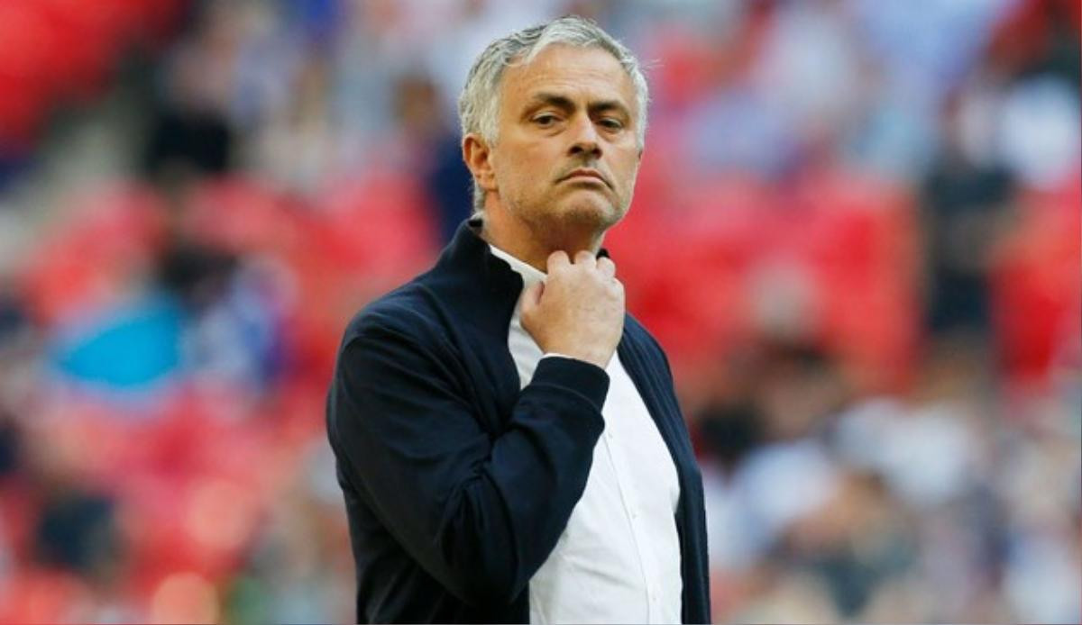 Đốt thêm 'tiền tấn' chuyển nhượng, Mourinho có thoát án tử? Ảnh 1