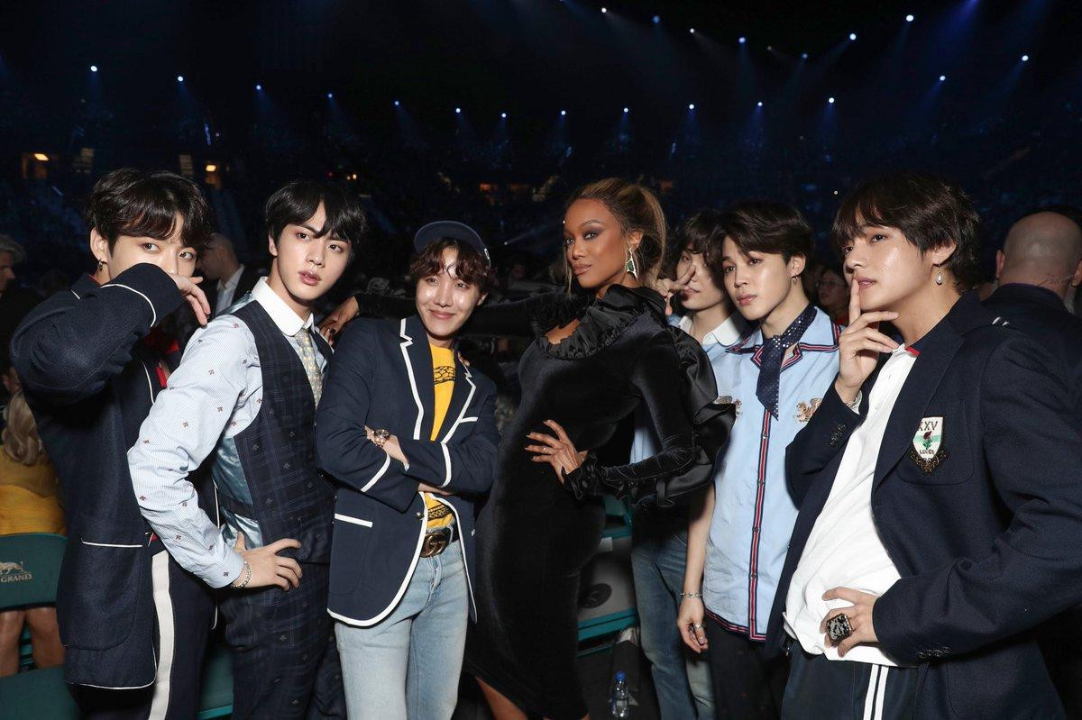 BTS tại BBMAs 2018: Đừng gieo hy vọng để rồi 'dội gáo nước lạnh' vào họ! Ảnh 4