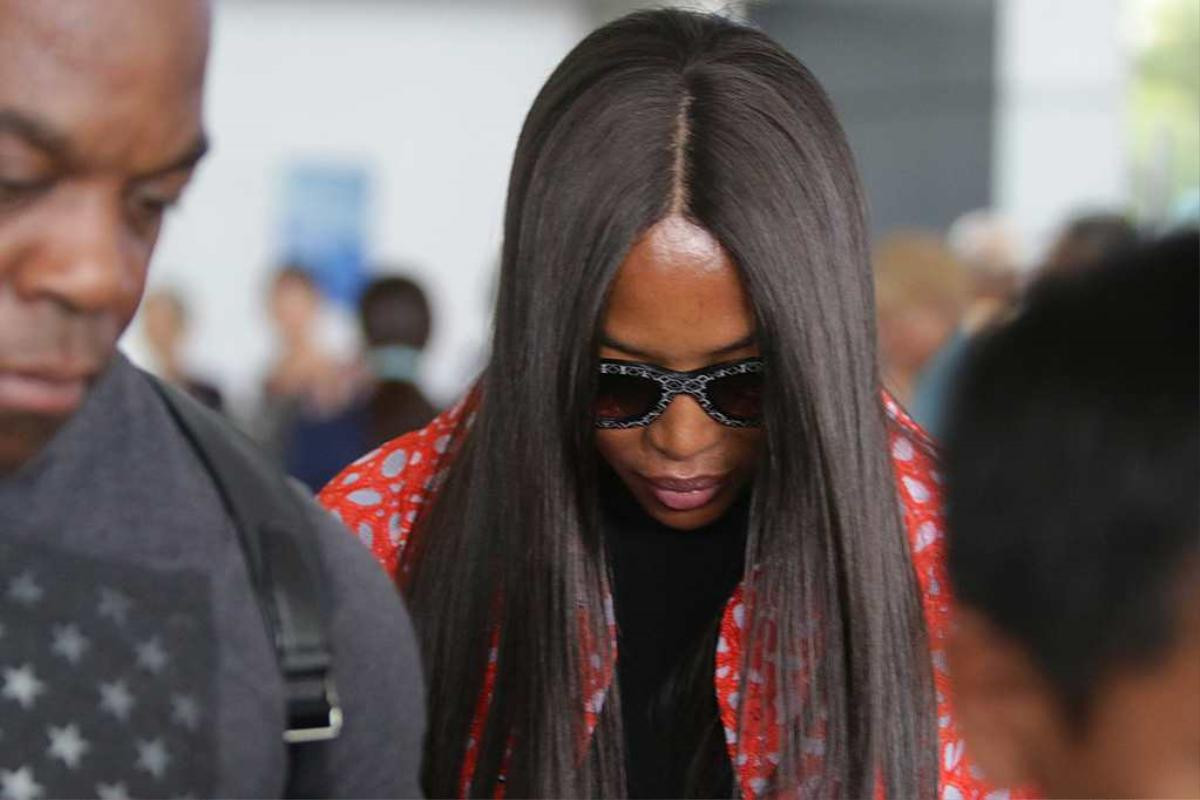 'Siêu mẫu thế kỉ' Naomi Campbell gây sốt khi bí mật đến Việt Nam Ảnh 2