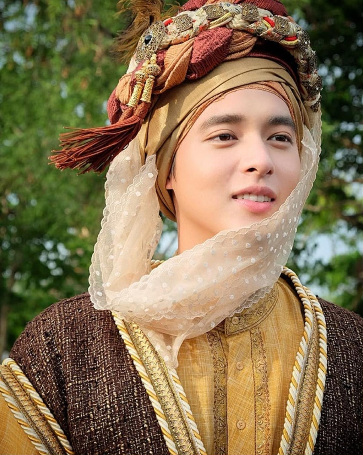 James Jirayu: Nỗi khiếp sợ của các bạn diễn nữ, bài toán đau đầu đối với đạo diễn vì quá… xinh đẹp Ảnh 9