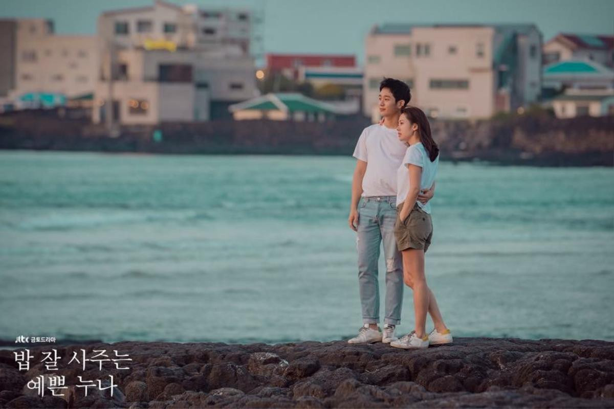 Jung Hae In trả lời tin đồn hẹn hò bí mật với ‘chị đẹp’ Son Ye Jin Ảnh 8