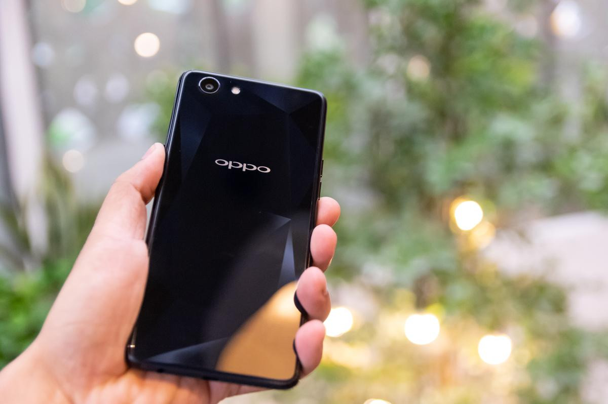 Trên tay nhanh ‘lính mới’ tầm trung OPPO F7 Youth vừa được ra mắt tại Việt Nam Ảnh 4