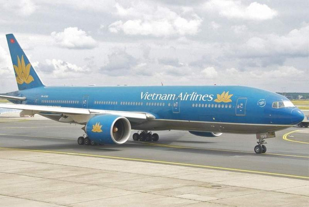 Hàng loạt phi công Vietnam Airlines xin thôi việc vì lương thấp, Bộ GTVT nói gì? Ảnh 1