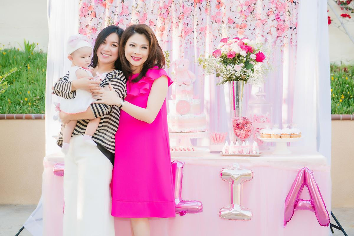 Thanh Thảo bày tiệc 'Baby shower' chào đón con gái đầu lòng Ảnh 6