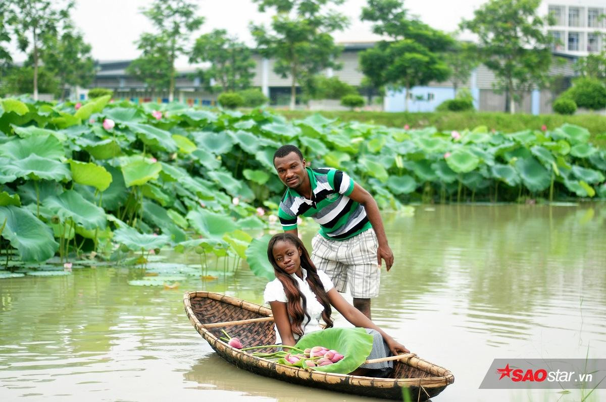 Ngôi trường Đại học có nhiều hoa sen nhất Hà Nội, tháng 6 về sinh viên đua nhau tìm đến chụp ảnh free Ảnh 4