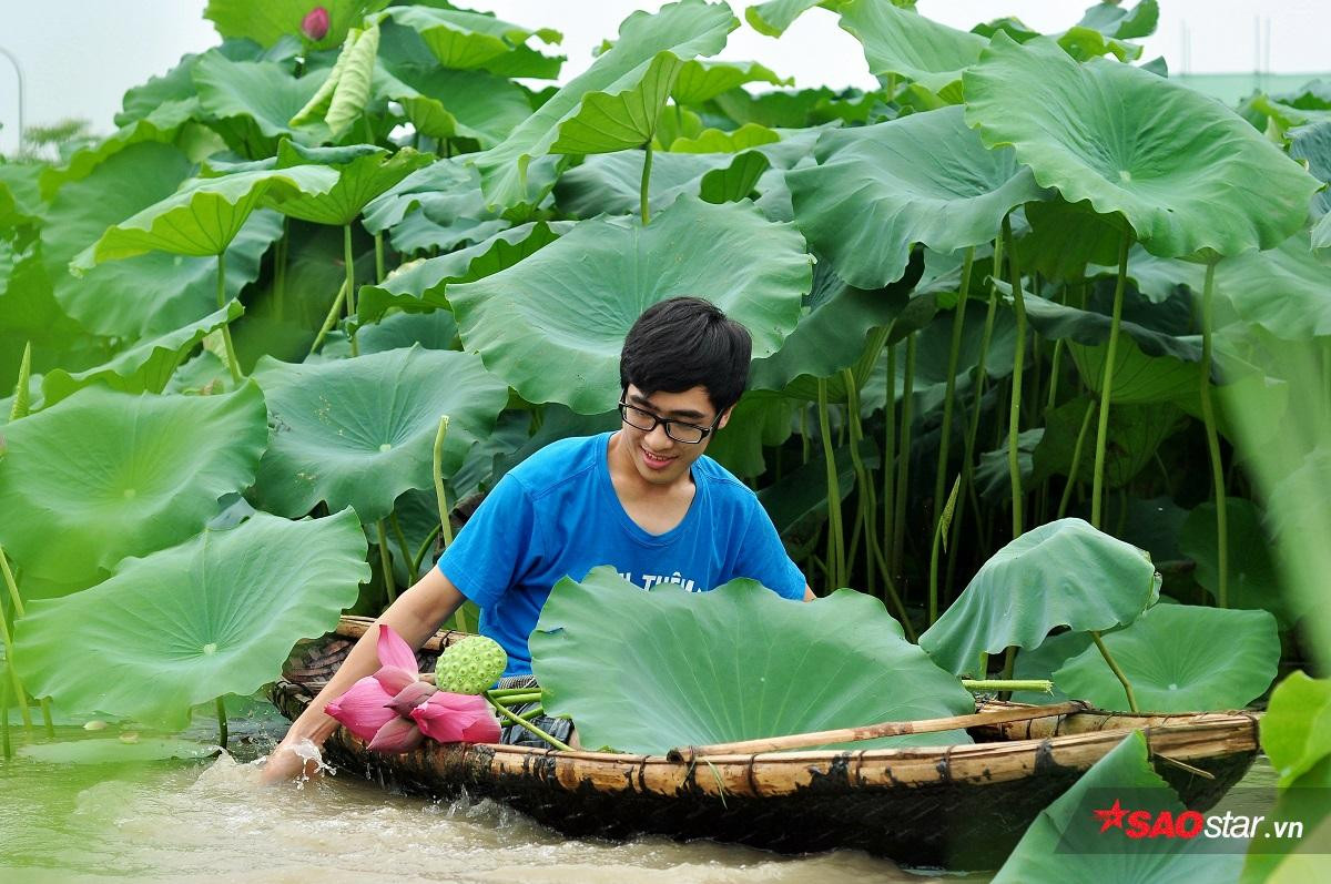 Ngôi trường Đại học có nhiều hoa sen nhất Hà Nội, tháng 6 về sinh viên đua nhau tìm đến chụp ảnh free Ảnh 3