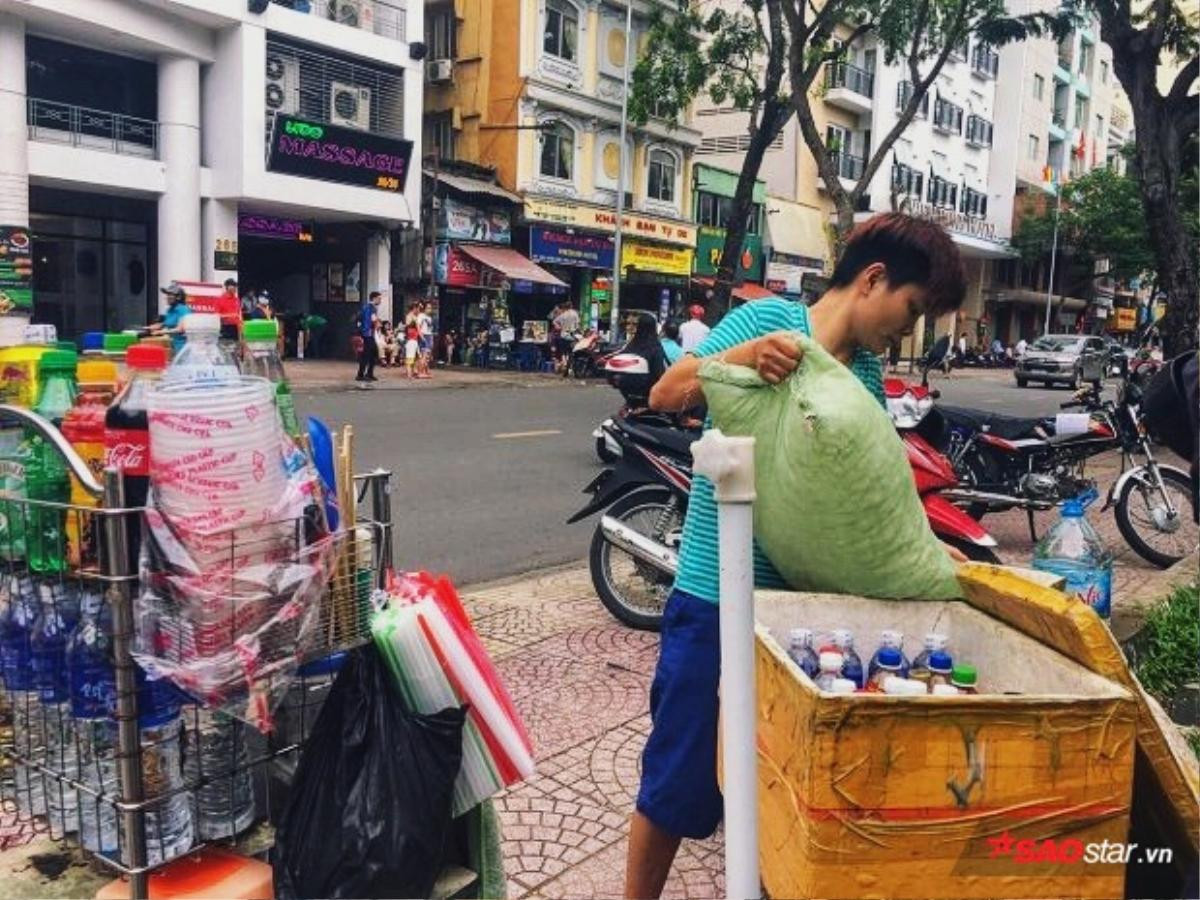 Nụ cười lạc quan của hai cô gái câm điếc mưu sinh trên đường phố Sài Gòn Ảnh 6