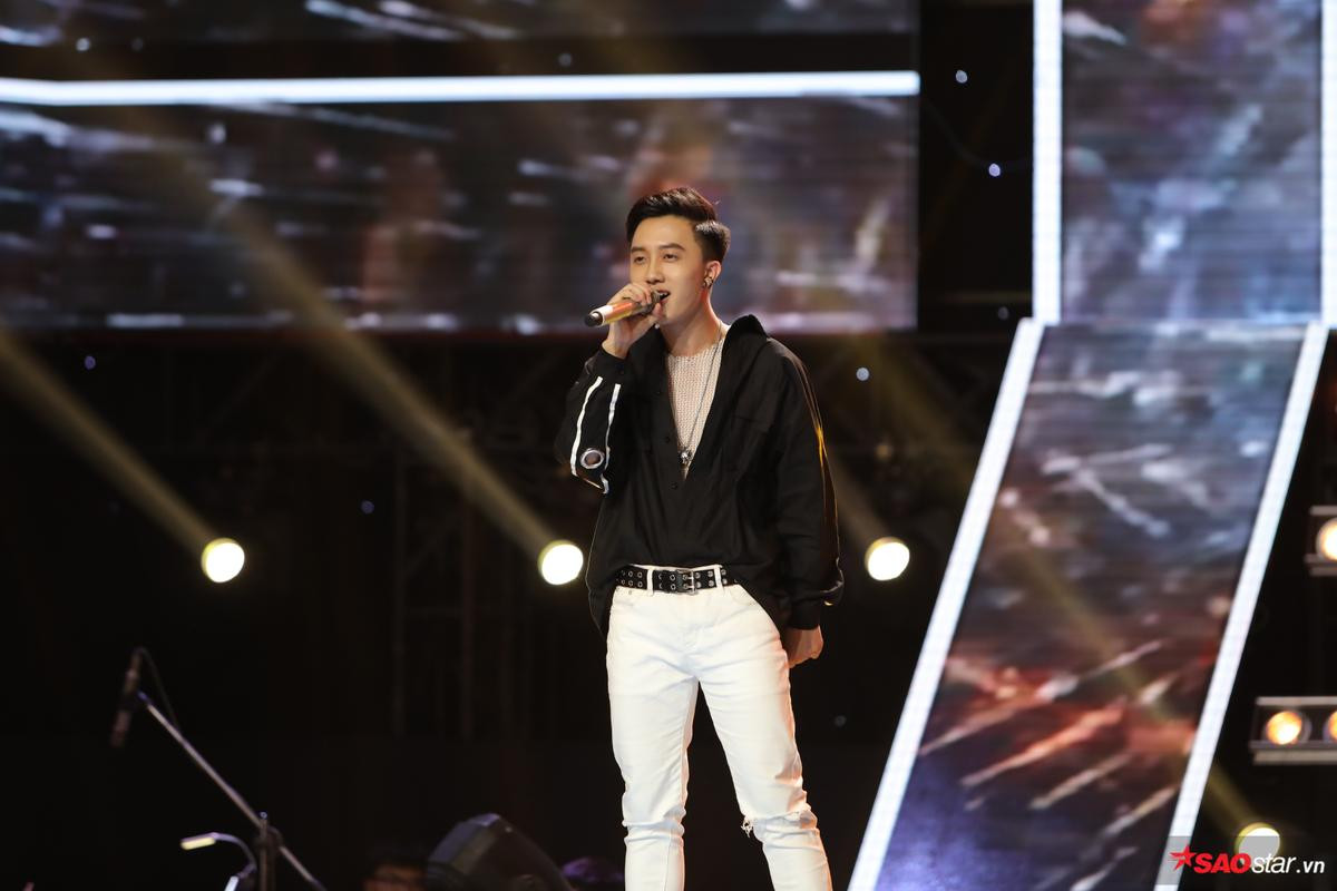 Dàn hotboy The Voice 2018: Lúc ballad 'lụi tim', khi tưng bừng 'khói lửa'! Ảnh 6