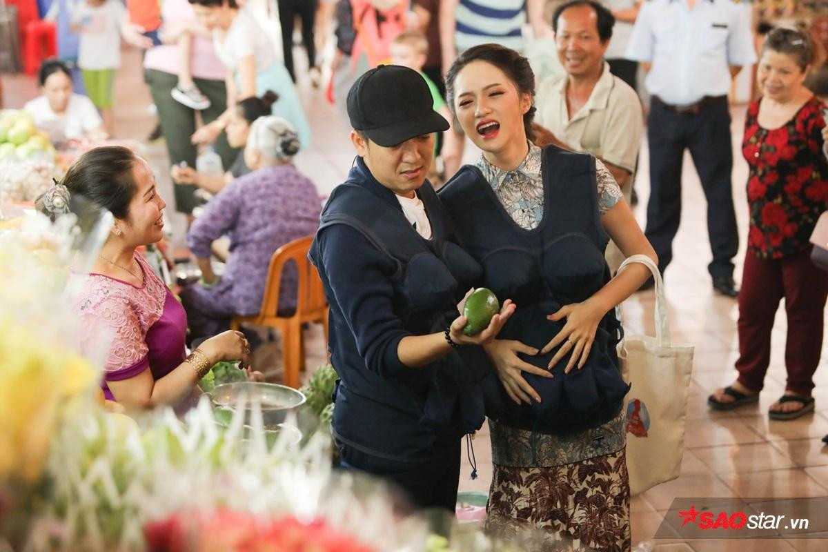 Đi chợ cùng Hương Giang, Trường Giang tố Trấn Thành: 'Nghệ sĩ nổi tiếng mà đi đâu cũng xin' Ảnh 7