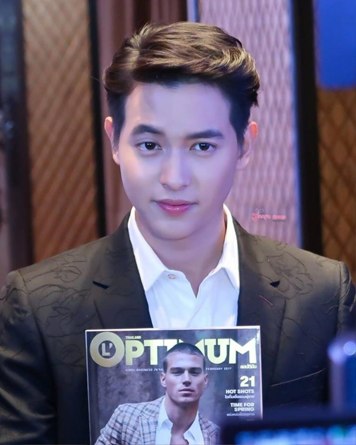 Cứ nghĩ ‘Hoàng tử nụ cười’ Thái James Jirayu đồng tính nhưng hóa ra anh đã có bạn gái từ lâu rồi Ảnh 4