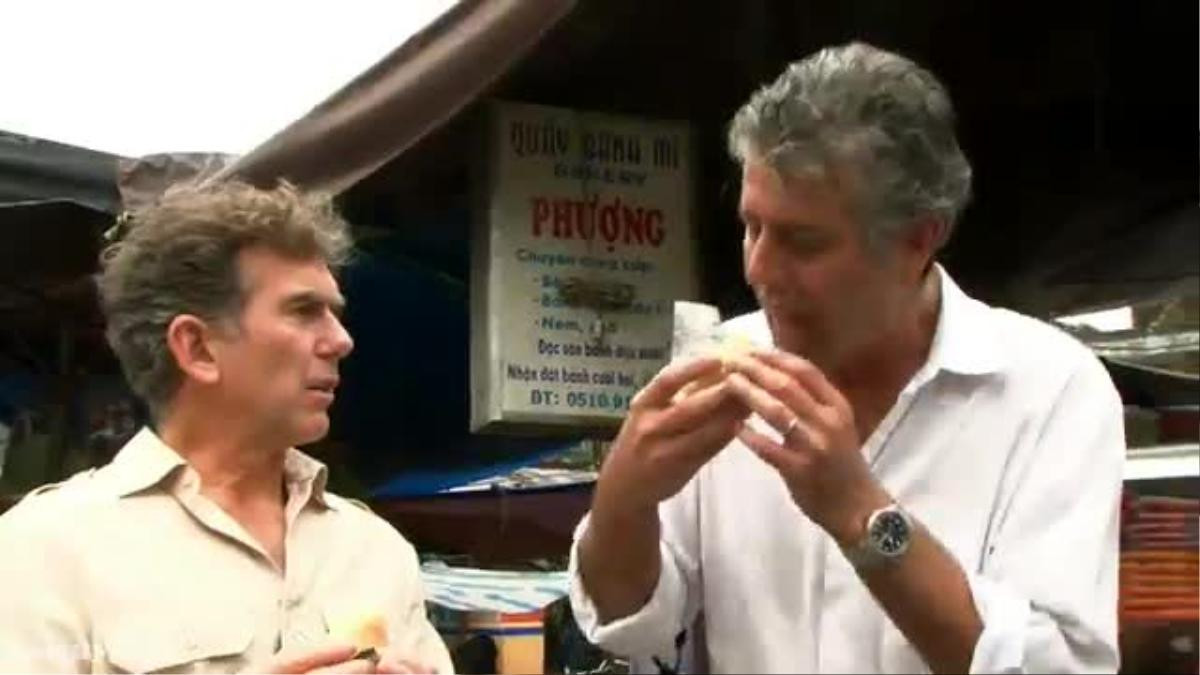 Những hình ảnh đáng nhớ về Anthony Bourdain - đầu bếp 'phải lòng' ẩm thực Việt Ảnh 6