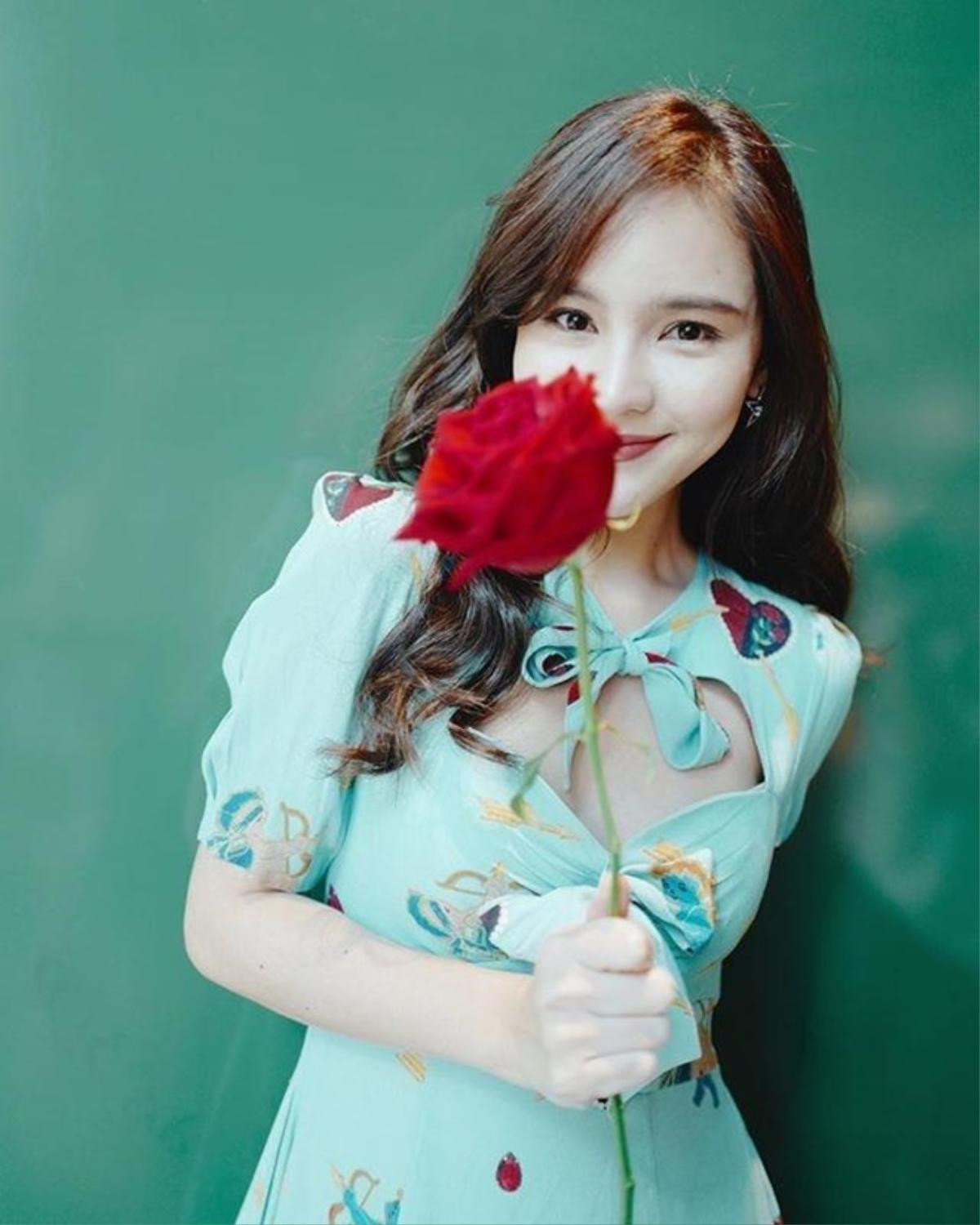 Aom Sushar hạnh phúc bên bạn trai doanh nhân, Mike D.Angelo đăng status: ‘Anh nhớ em’ Ảnh 13