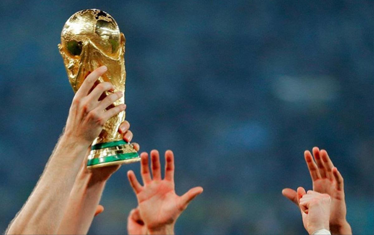 Vì sao 2018 có thể là năm cuối cùng chúng ta được xem World Cup miễn phí? Ảnh 1