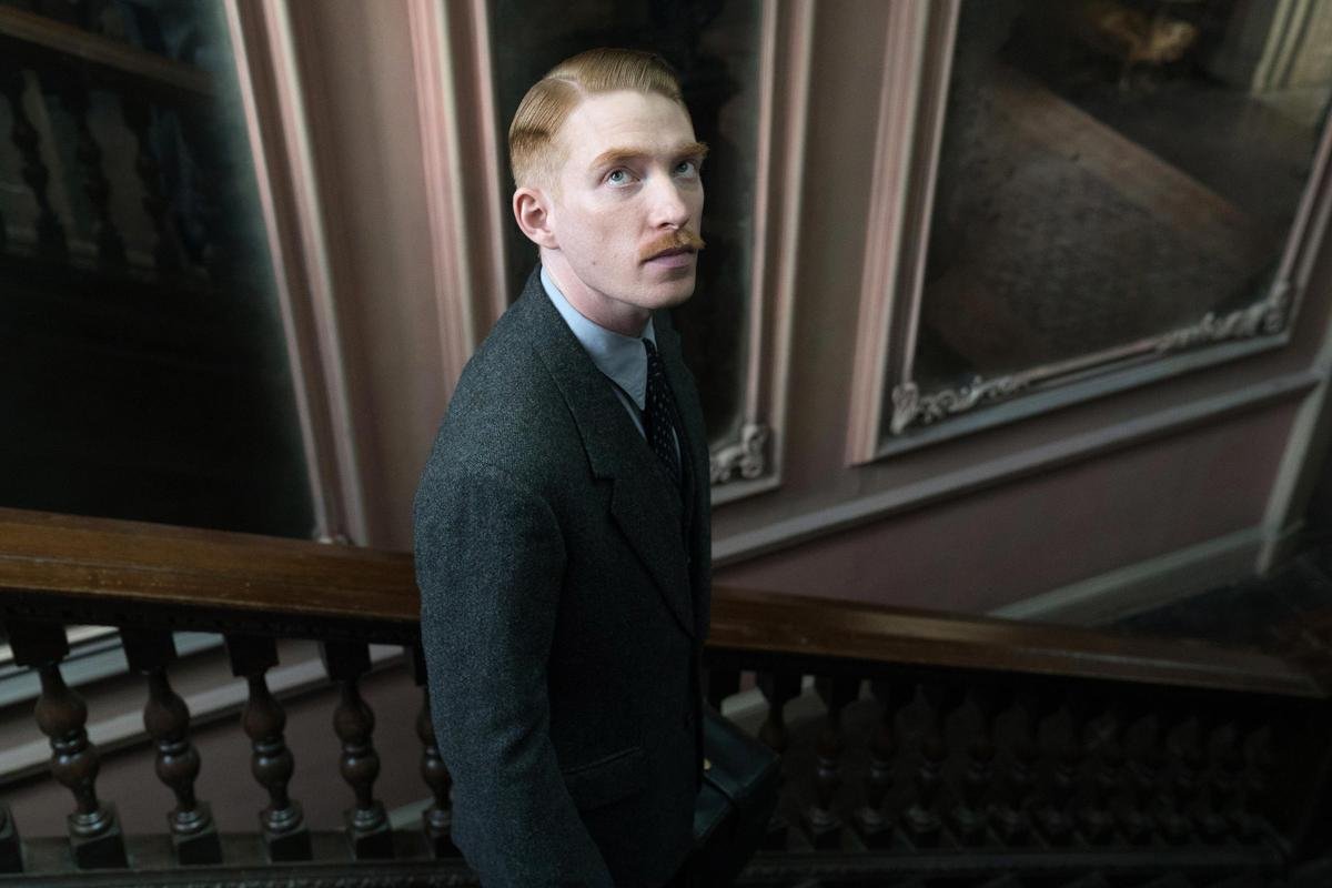 'The Little Stranger' tung trailer chính thức: Giải Oscar đã có đối thủ! Ảnh 2