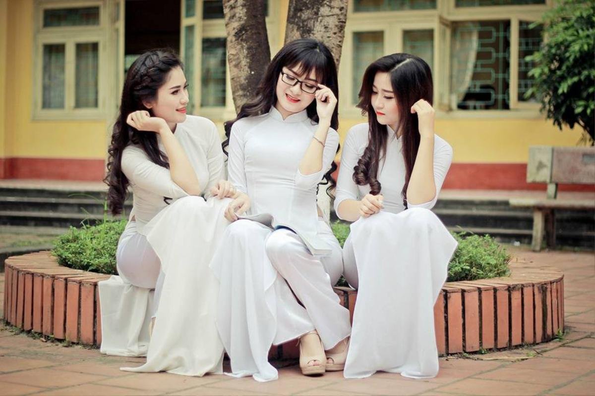 Cần phải học những dạng đề nghị luận văn học nào để tránh bị lệch tủ trong kỳ thi THPT Quốc gia 2018 Ảnh 1